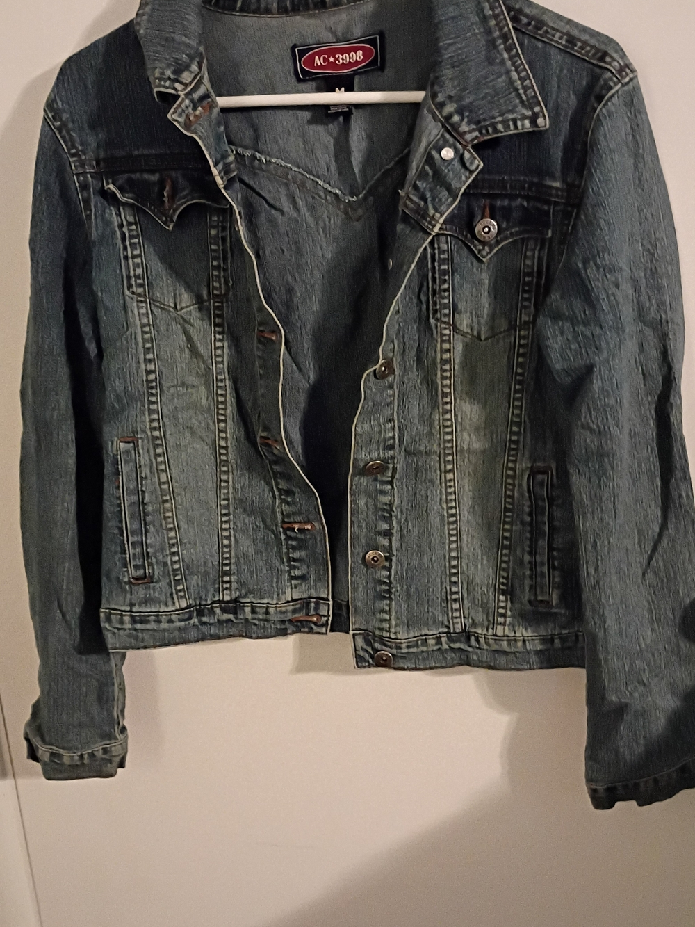 Vintage Y2K Women's Classic Light Blue Denim Jacket